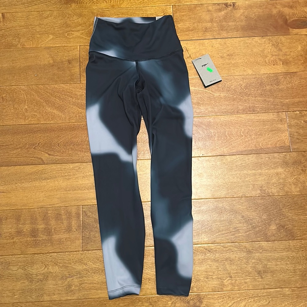 Nike yoga leggings.